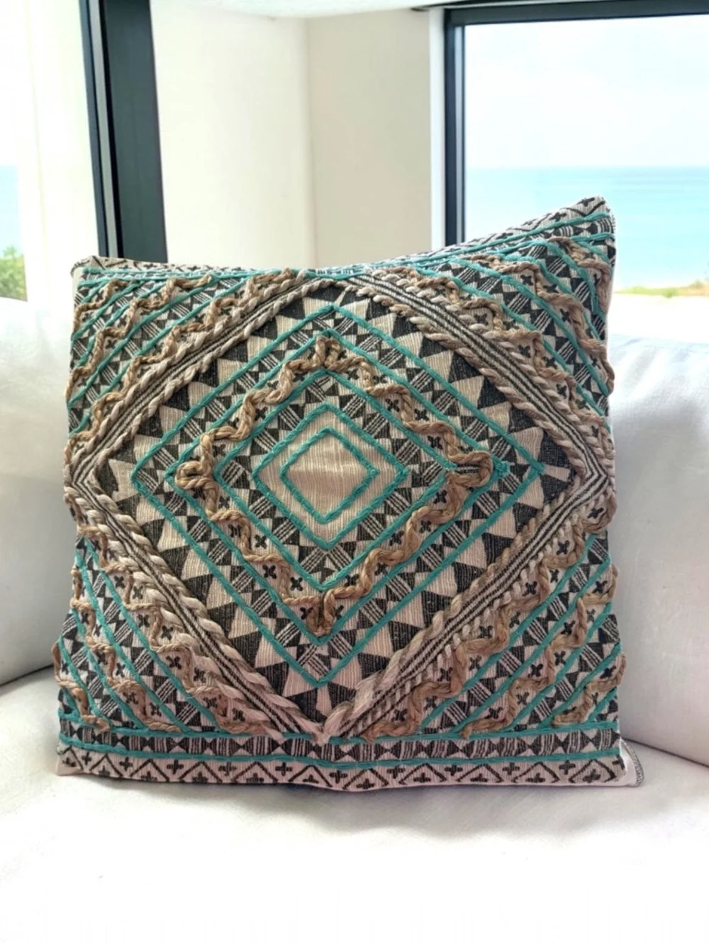 New! SURYA Kazinga Decorative Pillow 20x20